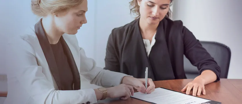 Kto ma prawo do mieszkania po śmierci męża?