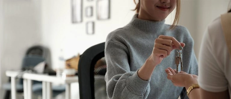 Read more about the article Wycena a sprzedaż nieruchomości osobom bliskim